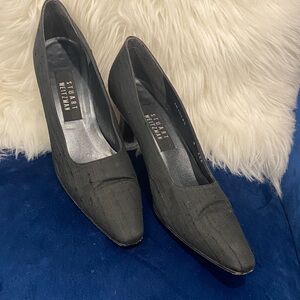 Stuart Weitzman Charcoal Women's Heels sz.8aaaa
Narrow fit 
2.5” heel